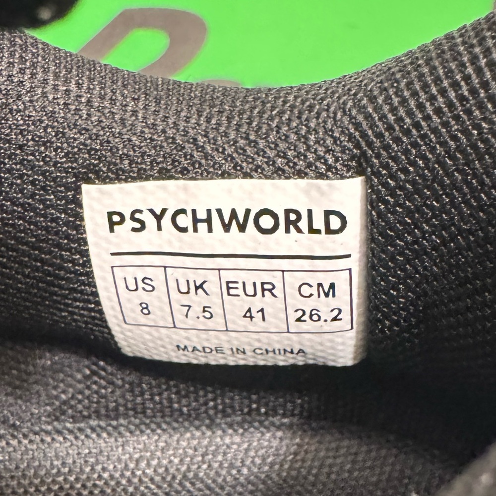 Black and Green  Athletic Shoes - Skateboard style showsthey are a size 8 Men’s - Picture 7 of 9